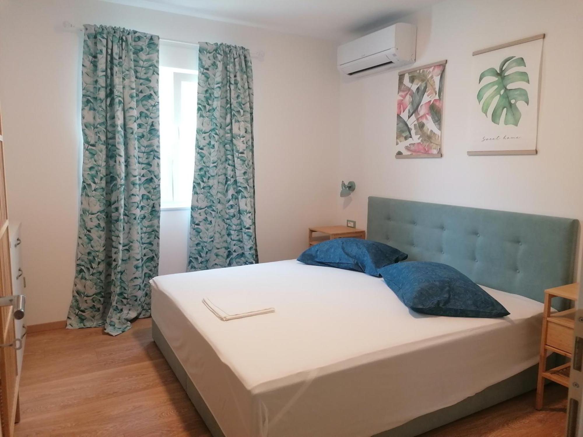 Apartmani Mares - 20 M From The Beach 布雷拉 外观 照片